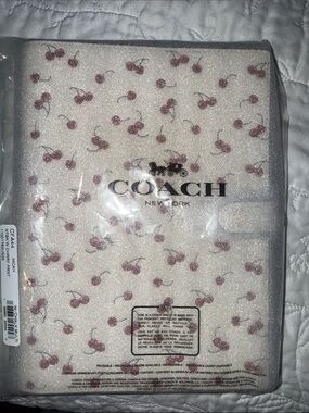 Coach Cherry Print notebook in Cream